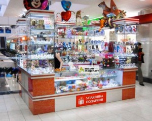 Торговый островок для сувениров