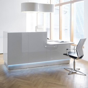 Стойка ресепшн Fila